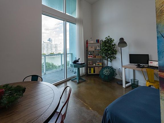 2nd image of 1900 N Bayshore Dr #9009