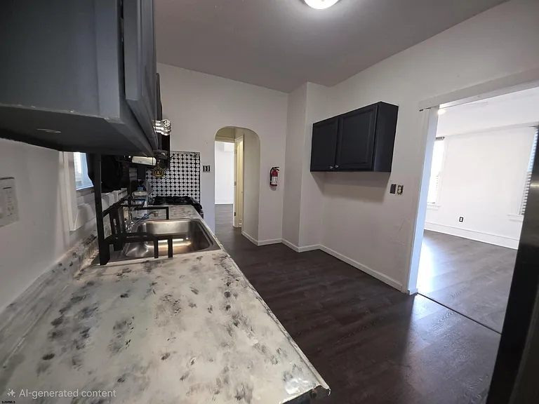 1404 Madison Ave — Photo 11