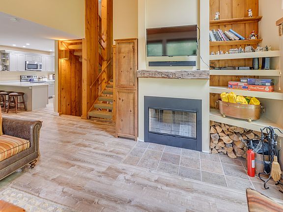 5th image of 7 Canoe Lane Unit 1