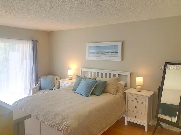 1358 Rock Dove Ct #7 — Photo 6