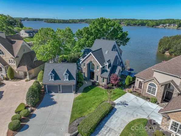 14043 Point Lookout Rd, Charlotte, NC 28278