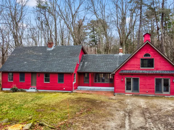 8 Green Acres Road, Stafford, CT 06076