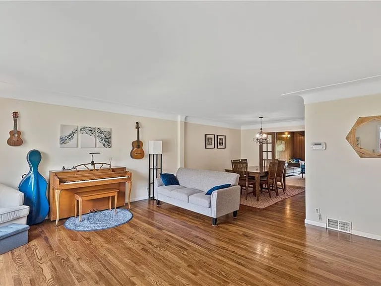 23400 E Silsby Rd — Photo 5