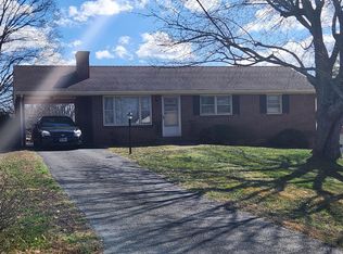 46 Barbour Dr, Forest, VA 24551