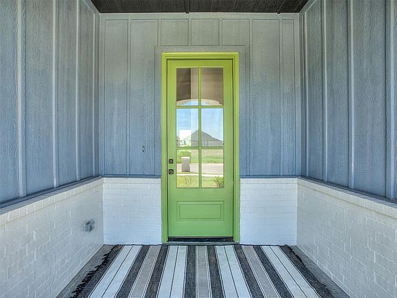 5th image of 9213 Lupine Rd