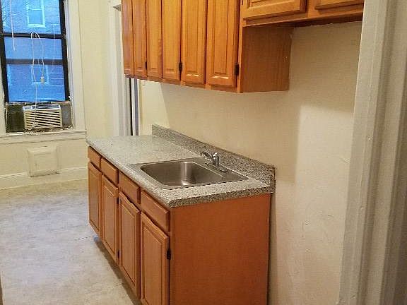 2nd image of 4415 43rd Ave APT N2