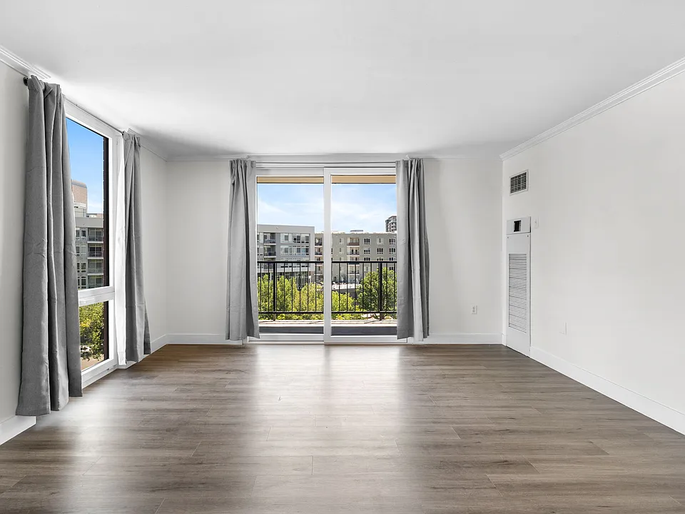 1301 N Speer Blvd #604