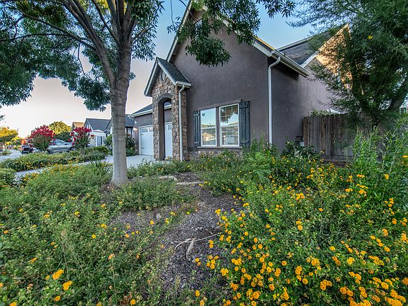 3rd image of 3728 W Ceres Court