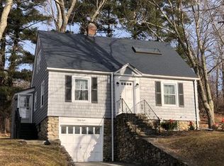 68 Upland St, Worcester, MA 01607