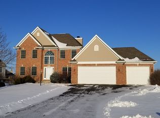 408 Muirfield Close, Poplar Grove, IL 61065