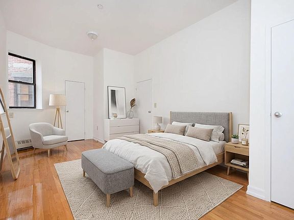 2nd image of 211 W 117th St APT 2C