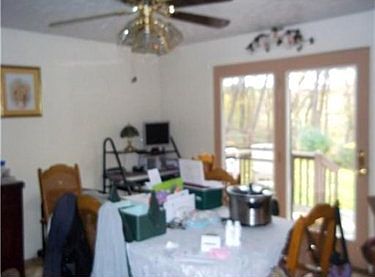 5th image of 111 Patrick Dr