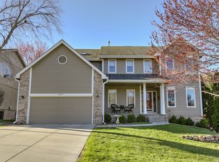 16165 Wakeley St, Omaha, NE 68118