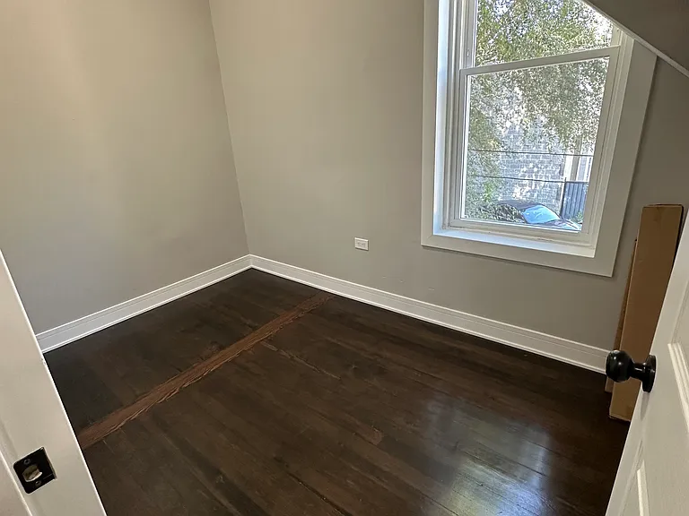 2437 S Kedzie Ave #2 — Photo 6