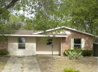 246 Moonstone Dr, San Antonio, TX 78233