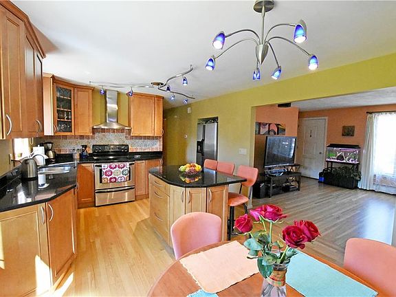 3rd image of 38 Lydia Ave