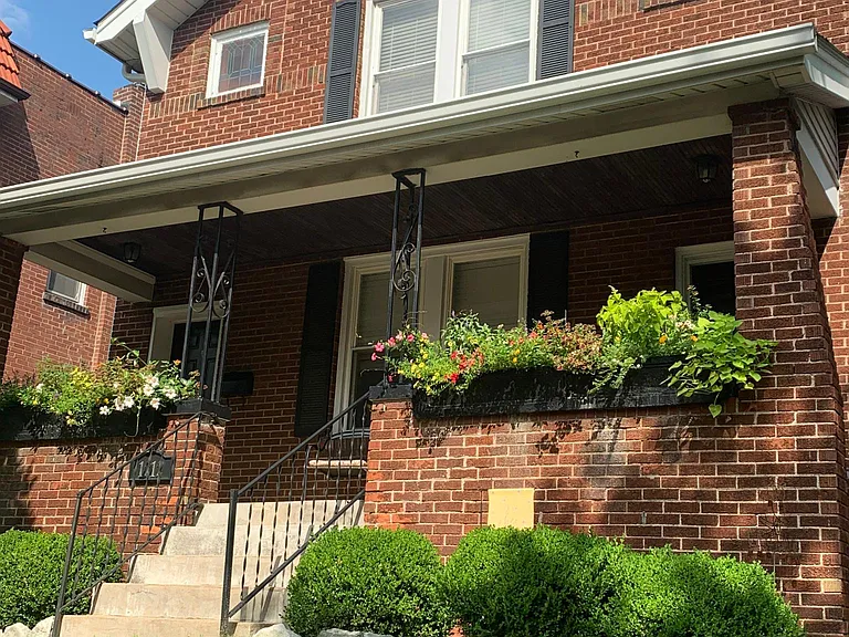1212 Woodland Dr #2 — Photo 1