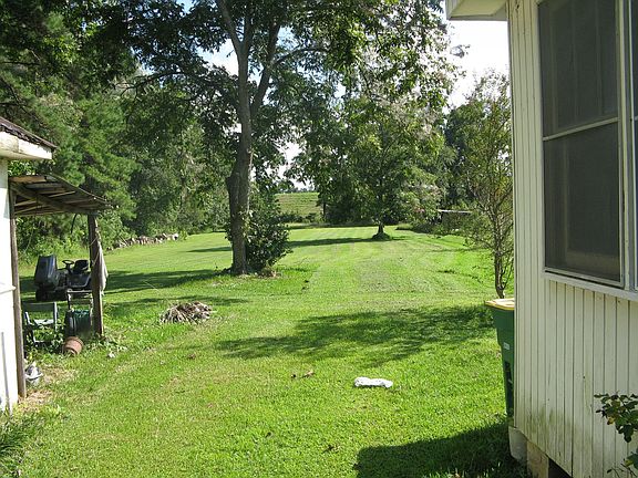 2nd image of 2303 Us Highway 80 W