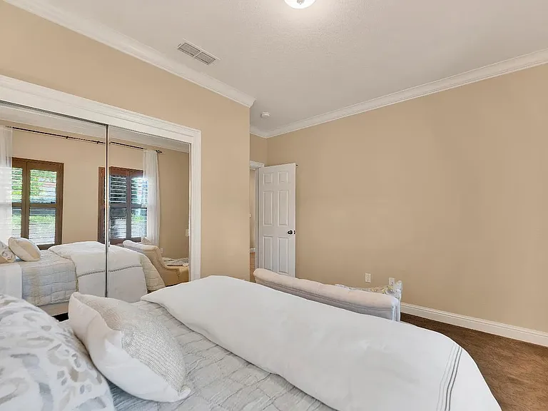 109 Palomares Ct — Photo 6