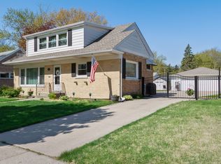 206 S Forrest Ave, Arlington Heights, IL 60004