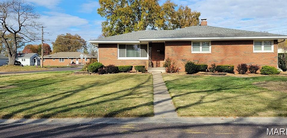 1st image of 115 Joan Dr