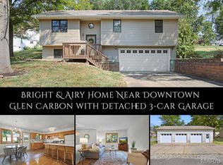 105 Perry St, Glen Carbon, IL 62034