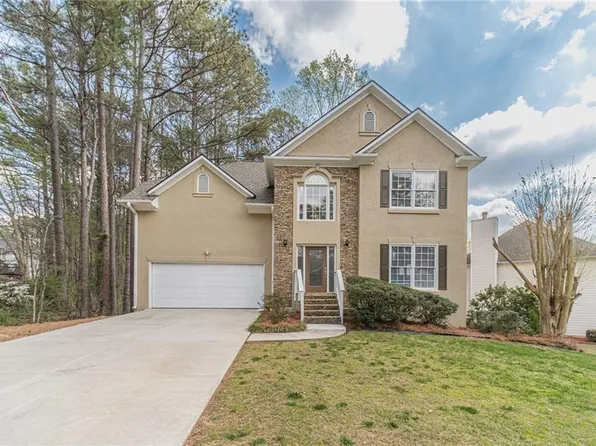 4706 Cedar Wood Dr SW, Lilburn, GA 30047