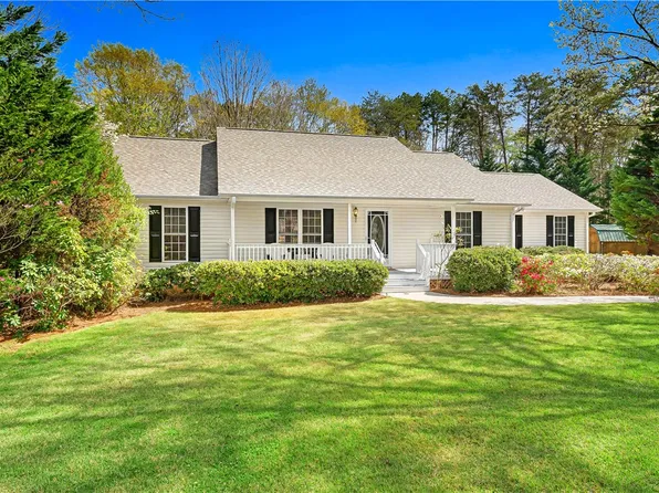 214 Valley Creek Dr, Westminster, SC 29693