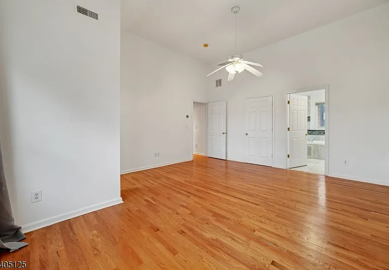 17 Grove St — Photo 19