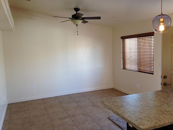 3rd image of 3065 Shoshone Dr #A101