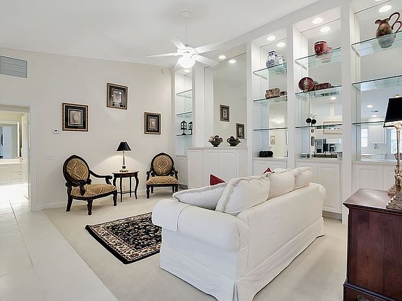 2nd image of 3257 Barbados Ln
