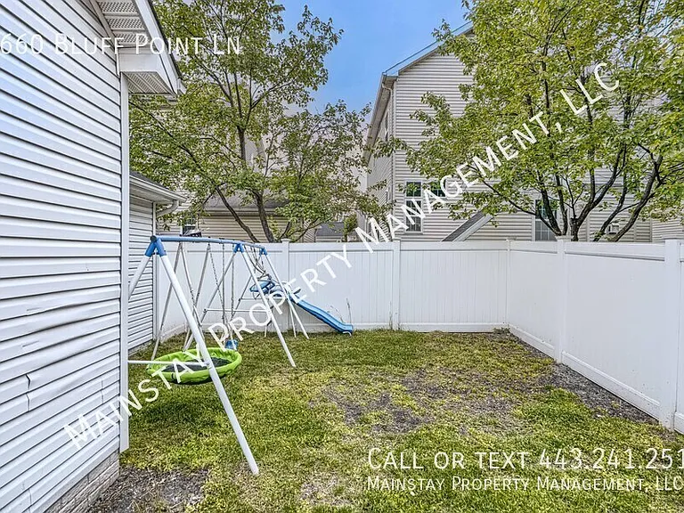 7660 Bluff Point Ln — Photo 13