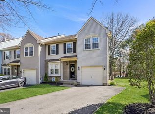 19 Regency Ct, Marlton, NJ 08053