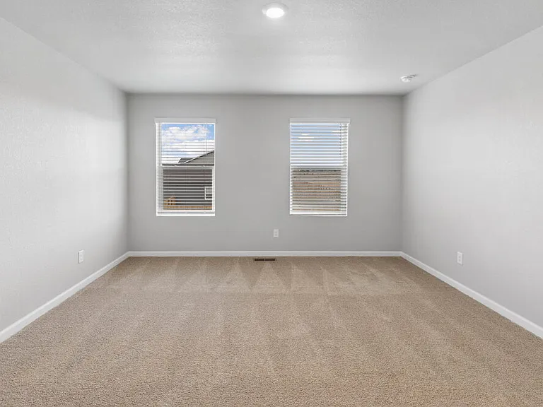 2140 Christina St — Photo 11