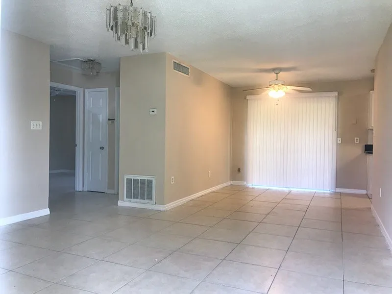 3 Bedroom 2 Bath Home For Rent at 1439 S. Oxalis Ave Orlando, Fl. 32807 — Photo 2
