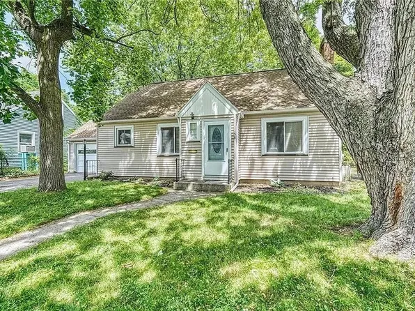 58 Rosemount St, Rochester, NY 14620