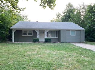 1519 Campus Rd, Manhattan, KS 66502