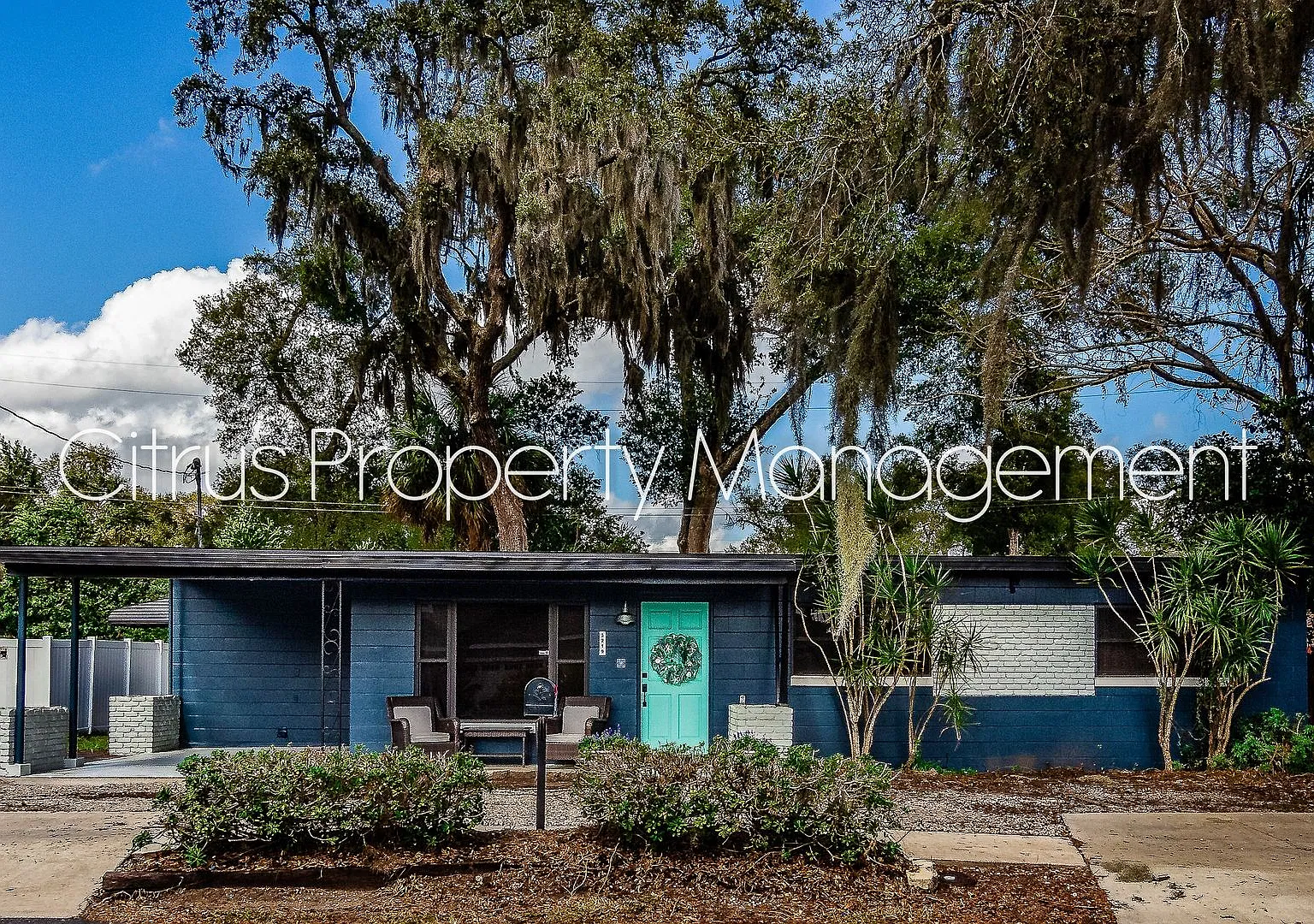 3/1.5 Home in the Heart of Conway — Photo 1