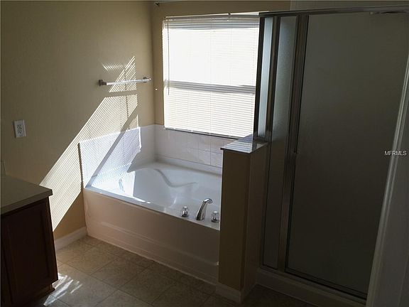5th image of 2539 Hassonite St