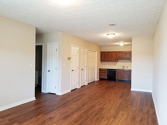 3rd image of 316 Jones Ln APT 19