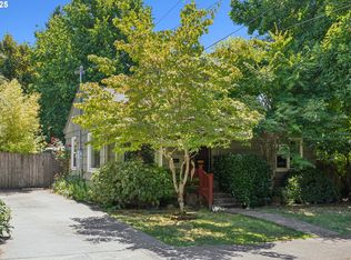 5618 SE Pine St, Portland, OR 97215