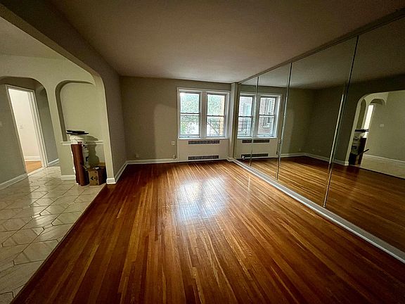 2nd image of 3200 Netherland Ave APT 2H