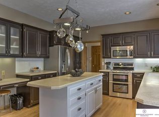 5409 S 174th St, Omaha, NE 68135