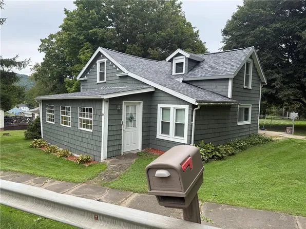 84 South St, Addison, NY 14801