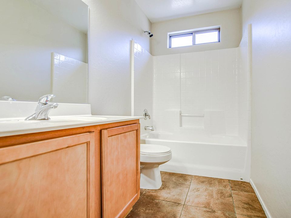1st image of 41344 N Cambria Dr
