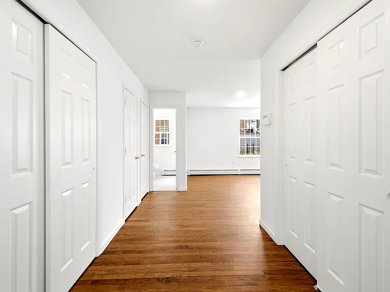 82 Morningside Ave #1 — Photo 8
