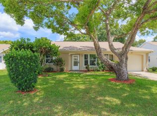 8303 Split Rail Ln, Hudson, FL 34667