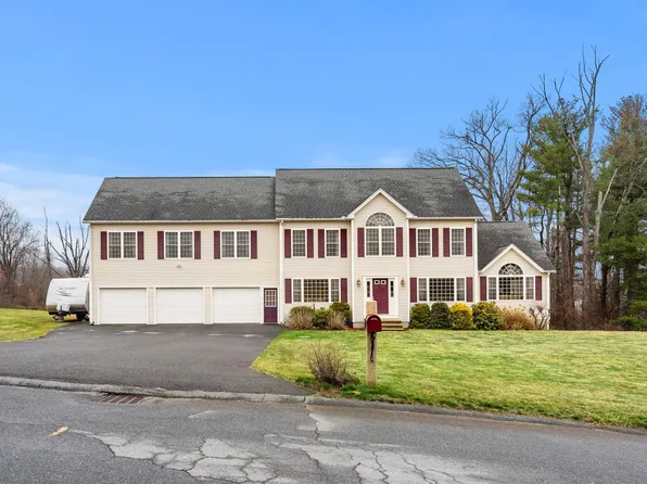 209 Garland Drive, Pelham, NH 03076