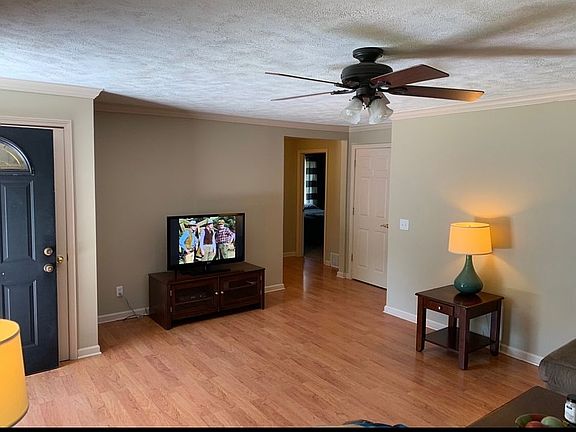 3rd image of 535 Silkwood Ave