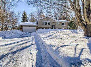 2760 75th St E, Inver Grove Heights, MN 55076